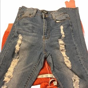 Fashion Nova Ripped Skinny Jeans Sz 7/8